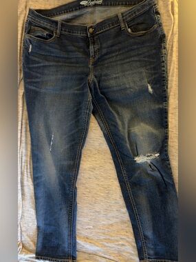 Old Navy The Boyfriend Fit Distressed Women’s Jeans size 18